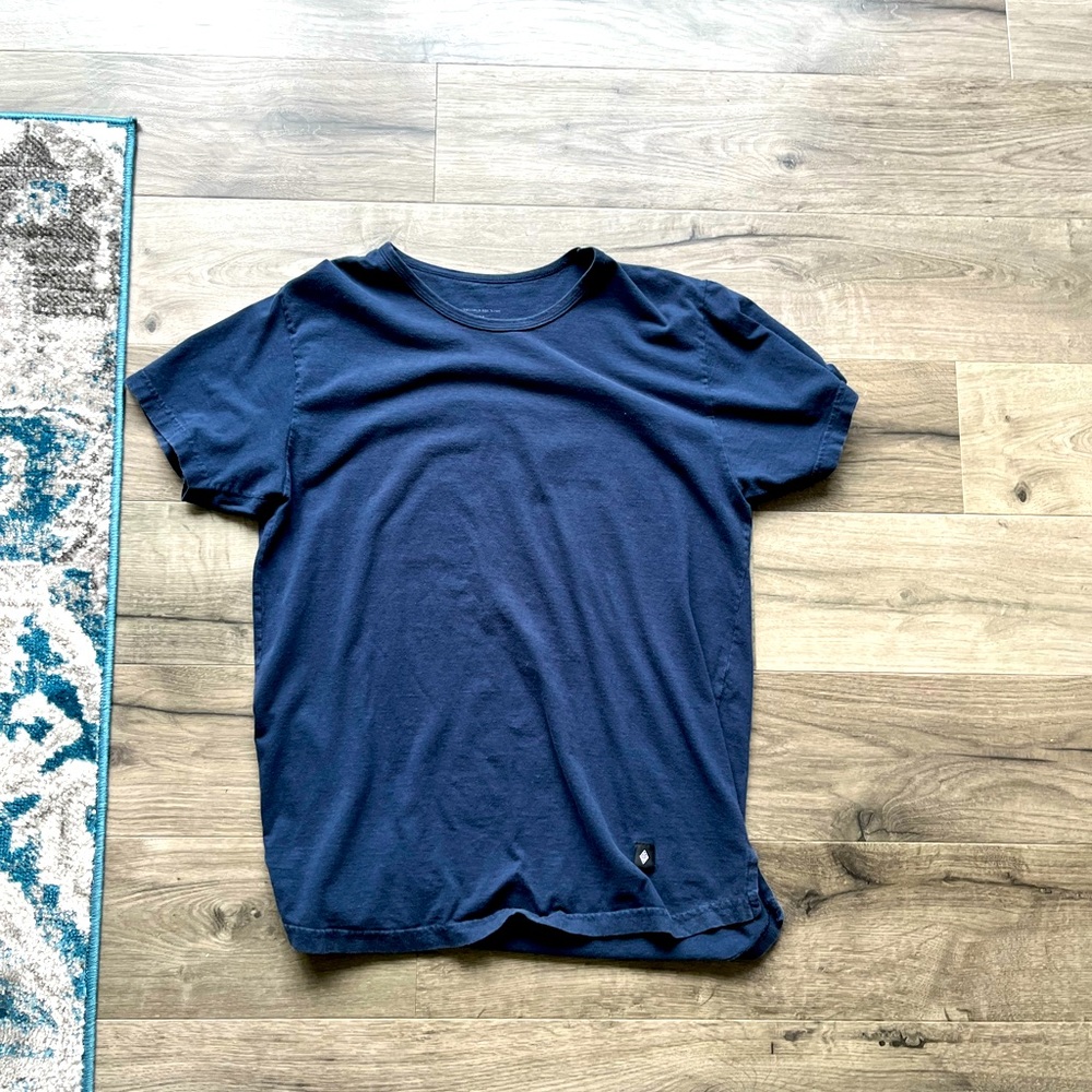 Blue t shirt medium.